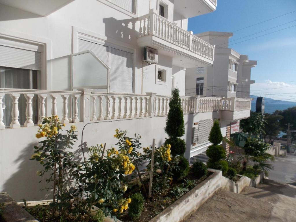 Coastline Apartments Saranda Extérieur photo