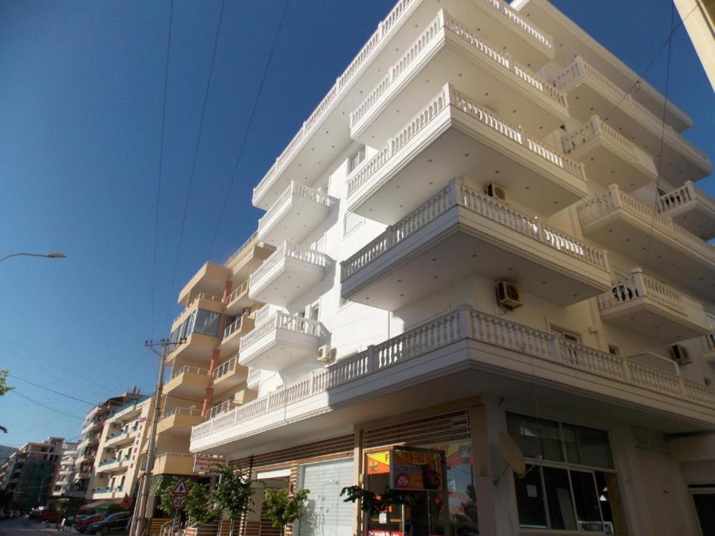 Coastline Apartments Saranda Extérieur photo